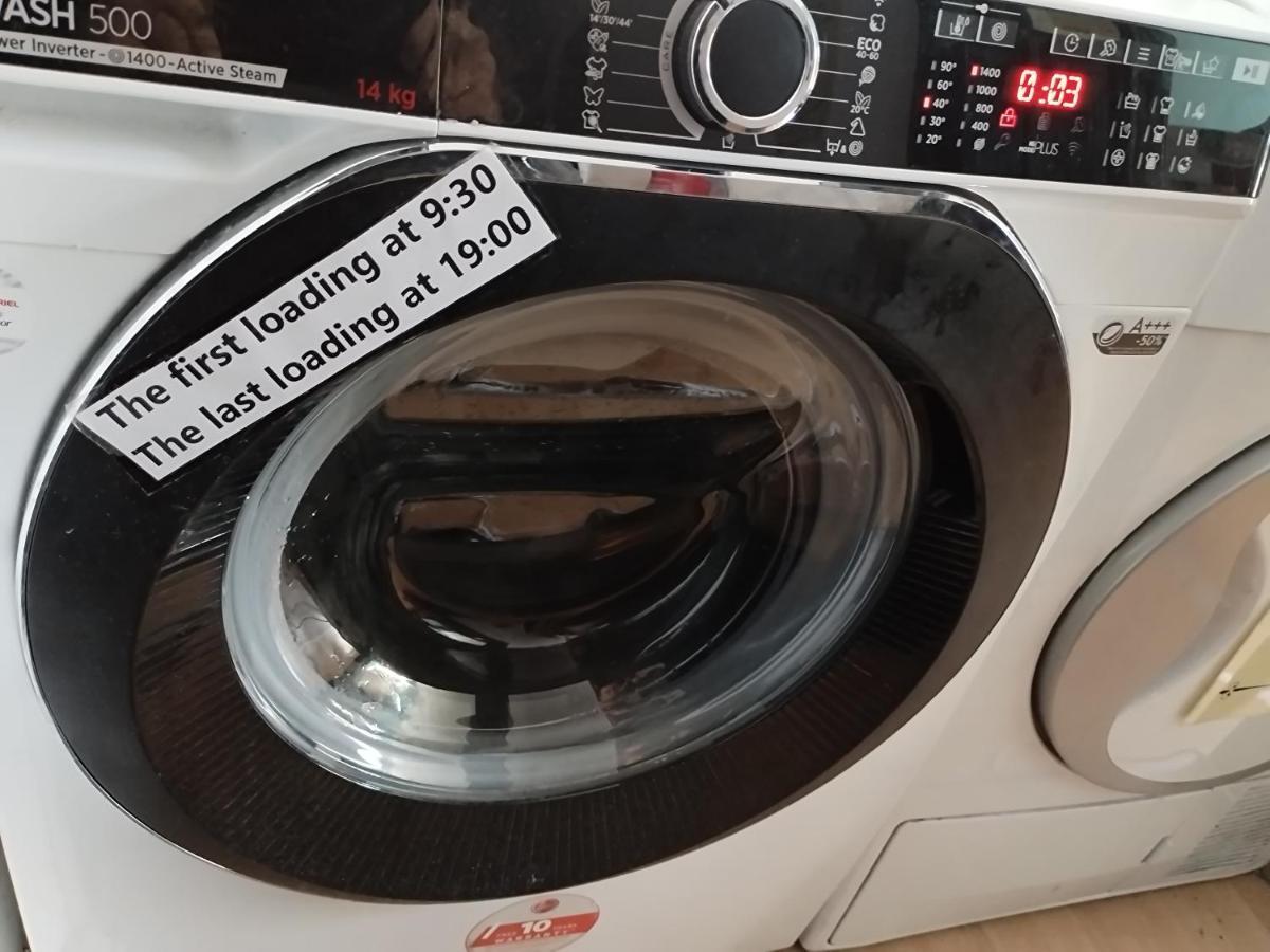 "No Party & Many Rules" Hostel N1 صوفيا المظهر الخارجي الصورة